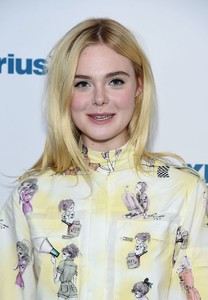 elle-fanning-siriusxm-studio-in-new-york-august-30-2017-2.jpg