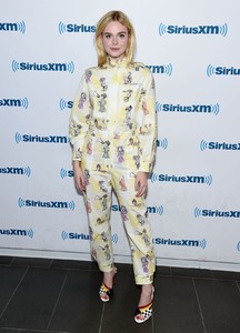 elle-fanning-siriusxm-studio-in-new-york-august-30-2017-6.jpg