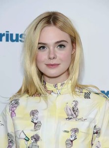 elle-fanning-siriusxm-studio-in-new-york-august-30-2017.jpg