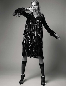 elle-france-august-2017-vanessa-axente-by-hordur-ingason-08.thumb.jpg.5176ba36cd502eca964ab36d950e311a.jpg