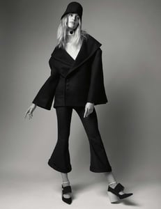 elle-france-august-2017-vanessa-axente-by-hordur-ingason-12.thumb.jpg.c62a8cc7f6791ffa64daa100c4dd18f0.jpg