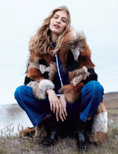 elle-france-august-2017-vanessa-axente-by-van-mossevelde-plus-n-04.thumb.jpg.01c1d8df9d7508b7de96324d48973fb6.jpg