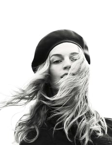 elle-france-august-2017-vanessa-axente-by-van-mossevelde-plus-n-08.thumb.jpg.1c4b078383bb1a24a7d0a9aa9f20ac27.jpg