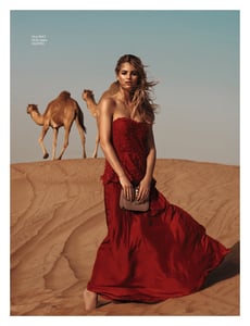 elle_05_2017_fashion-5.thumb.jpg.fcecd63d8ab42a74859cb4519bcf005c.jpg