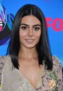 emeraude-toubia-teen-choice-awards-in-los-angeles-august-13-2017-2.jpg