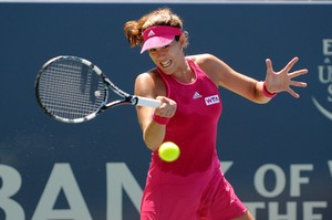 garbine-muguruza-bank-of-the-west-classic-in-stanford-ca-day-4_10.jpg