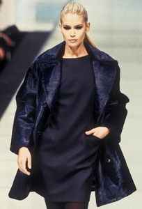 giafranco-ferre-fw-1996-14.thumb.png.64612b0e9e55770d28a07e00216e127f.png