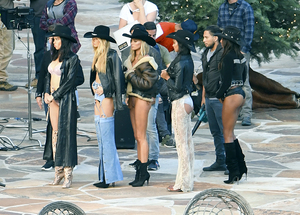 hqcelebcorner-49.jpg