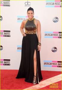 jordin-sparks-american-music-awards-2013-red-carpet-01.jpg