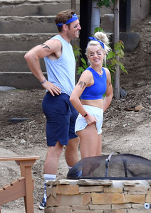 julianne-hough-a-birthday-party-in-big-bear-lake-august-6-43-pics-11.jpg