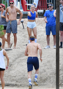 julianne-hough-a-birthday-party-in-big-bear-lake-august-6-43-pics-27.jpg
