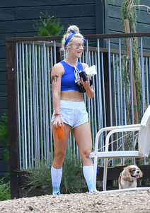 julianne-hough-a-birthday-party-in-big-bear-lake-august-6-43-pics-8.jpg