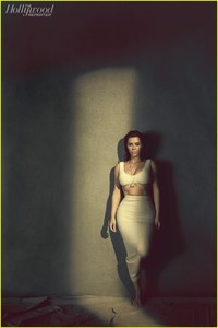 kardashians-hollywood-reporter-cover-03.jpg