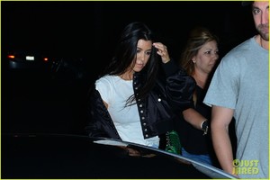 kourtney-kardashian-boyfriend-younes-bendjima-couple-up-for-late-night-church-service-04.jpg