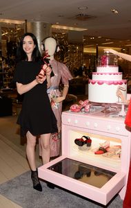 krysten-ritter-celebrates-the-10th-birthday-of-10022shoe-at-saks-fifth-avenue-in-ny-august-17-2017-9.jpg