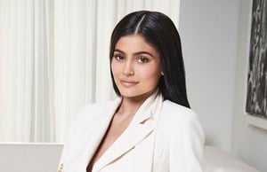 kylie-kris-jenner-3.jpg