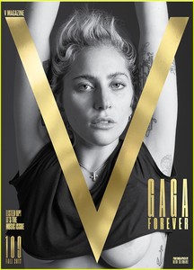 lady-gaga-v-magazine-01.jpg