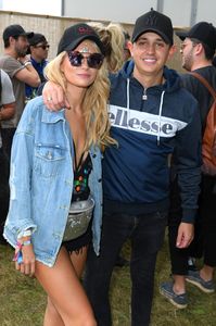 lottie-moss-v-festival-at-hylands-park-in-chelmsford-uk-4.jpg