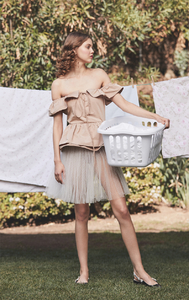 lula-spring-summer-2017-lindsey-wixson-by-damon-heath-11.thumb.jpg.55a243d6397594a51b1380589f81d2ef.jpg