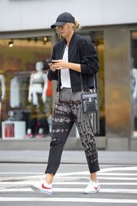 maria-sharapova-street-style-new-york-city-08-17-2017-3.jpg