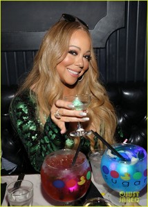 mariah-carey-bryan-tanaka-her-twins-celebrate-at-miami-concert-after-party-11.jpg