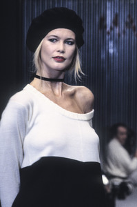 mariella-burani-fw-1994-1.thumb.jpg.4bac838990c1454122fdc48e65fd5d29.jpg