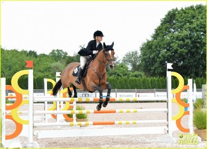 mary-kate-olsen-hampton-classic-horseshow-12.jpg