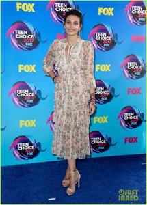 paris-jackson-teen-choice-awards-2017-07.jpg