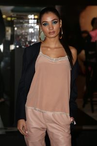 pia-mia-world-s-first-selfie-powered-store-opening-in-sydney-08-11-2017-1.jpg