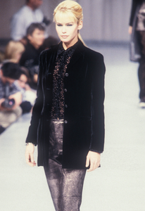 salvatore-ferragamo-aw-1996-4.thumb.png.1a04dc4fd83631cf6570dfc398a9d4e1.png