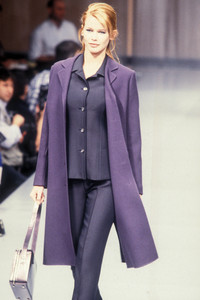 salvatore-ferragamo-fw-1996-11.thumb.JPEG.24f101d6d9ad12763b06f05e24afa6f4.JPEG