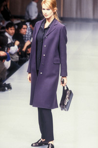 salvatore-ferragamo-fw-1996-12.thumb.JPEG.66c71eb4b64937cf50558d9fb59f6989.JPEG