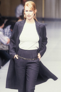 salvatore-ferragamo-fw-1996-4.thumb.JPEG.d0545519e180863cd3a53e9fdeb2ec61.JPEG