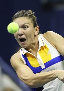 simona-halep-2017-us-open-tennis-championships-in-ny-08-28-2017-6.jpg