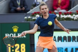 simona-halep-mutua-madrid-open-tennis-may-2017-2.jpg