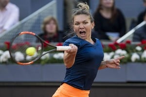 simona-halep-mutua-madrid-open-tennis-may-2017-3.jpg