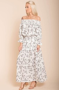 st0295_white-print_4.jpg