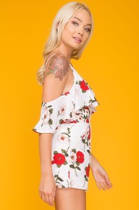 t0232b01-white-red-4.jpg