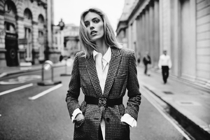 the-edit-august-2017-anja-rubik-by-boo-george-07.thumb.jpeg.964c4831a9bed4de6678413019641e30.jpeg