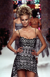 todd-oldham-ss-1996-1.thumb.jpg.c6fe15519613d7675b7f3463d58df1a0.jpg