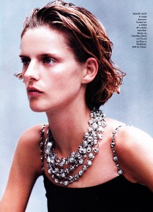 us_vogue_dec_1997_21.thumb.jpg.1a33c17c7f9194d7ce9b6c434f60d7ad.jpg