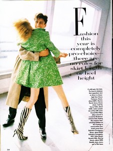 us_vogue_feb_1996_32.thumb.jpg.c9539daeec58bf8025f18dba9d298391.jpg