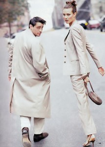 us_vogue_jan_1997_27.thumb.jpg.34823291de74fc71fb2a788bc1f8985b.jpg