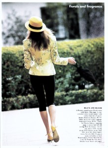 us_vogue_may_1989_32.thumb.jpg.52825dbc17f7f4a7b7d9366975764e00.jpg