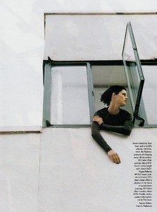 us_vogue_may_1996_43.thumb.jpg.e448c9f8df14302d2299b661c3eb903c.jpg