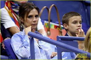 victoria-beckham-takes-her-son-romeo-to-the-us-open-10.jpg