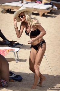 victorias100817BZNImage11.jpg