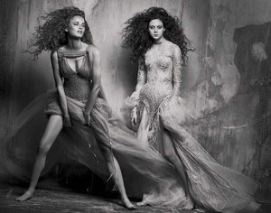 vogue-italia-september-2017-couture-supplement-rianne-van-rompaey-natalie-westling-by-peter-lindbergh-03.thumb.jpg.762a39bc6a74f84a1bf4c613f6efc868.jpg