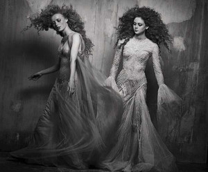 vogue-italia-september-2017-couture-supplement-rianne-van-rompaey-natalie-westling-by-peter-lindbergh-04.thumb.jpg.9667a75992926e7e509cb44df87a8eab.jpg