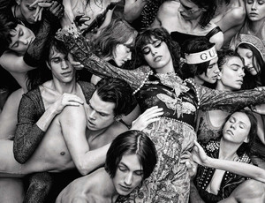 vogue-italia-september-2017-mica-arganaraz-by-luigi-iango-01.thumb.jpg.bb56ec1bdfe195480312781494466ff7.jpg